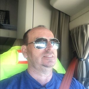 Meet your Posher, Rob